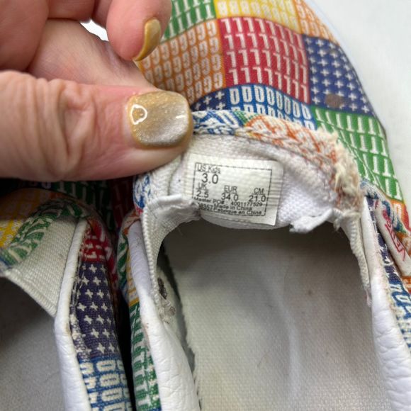 Vans Classic Slip-On Pride Multicolor Kids Size 3 Casual Shoes Play condition - Picture 8 of 11